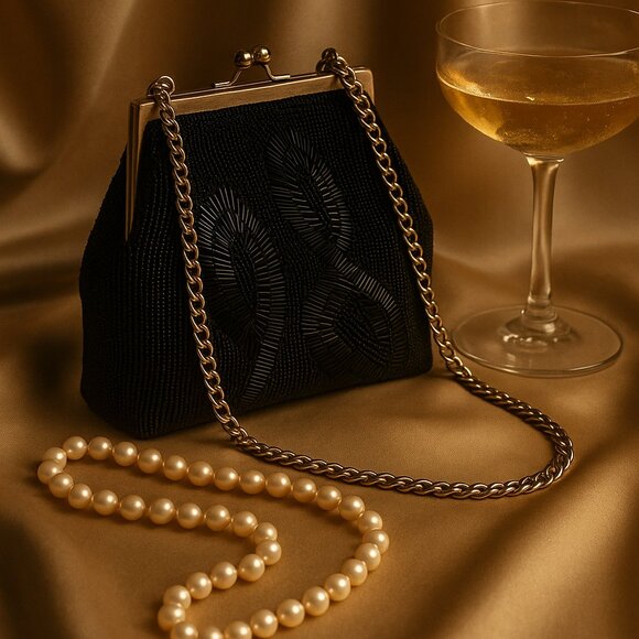 Vintage Beaded Clutch with Chain Strap – Old Money Glamour Revival - Picture 1 of 8